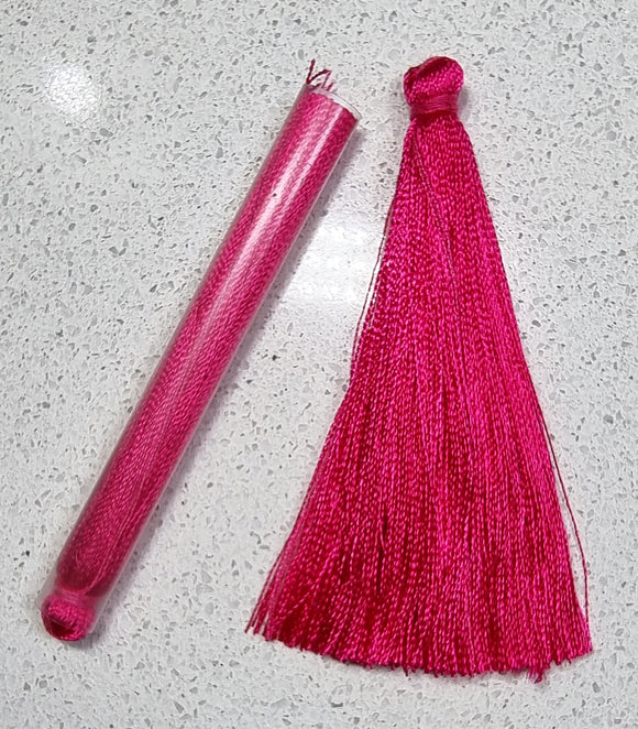 TASSELS - 65-74MM FUCHSIA COLOUR