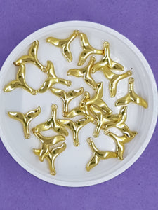 CHARMS - WHALE TAILS - BRASS - 13 X 14 X 2MM GOLD COLOUR