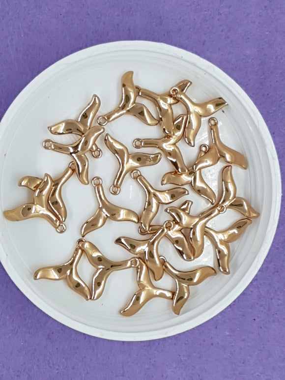 CHARMS - WHALE TAILS - BRASS - 13 X 14 X 2MM ROSE GOLD COLOUR