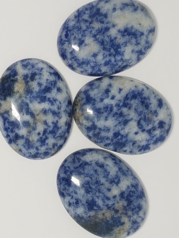 CABOCHONS 40 X 30 X 8MM OVAL NATURAL BLUE SPOT STONE