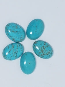 CABOCHONS 18 X 13MM OVAL NATURAL HOWLITE - COLOUR TURQUOISE