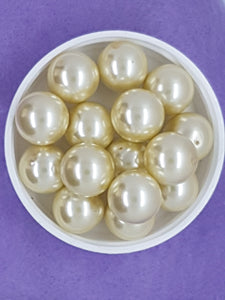 16MM GLASS ROUND PEARLS - IVORY WHITE