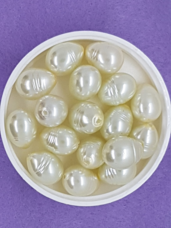 16MM GLASS POTATO PEARLS - WARM WHITE