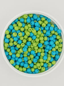 4MM GLASS ROUND BEADS - 20 BEADS PER PACKET - GREEN/BLUE MIX