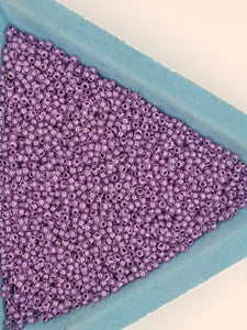 TOHO 11/0 SEED BEADS - ORCHID