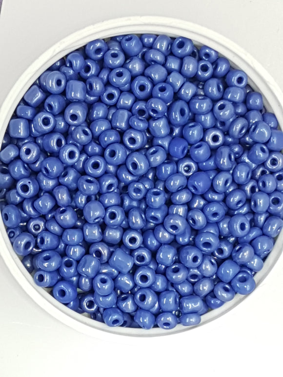 6/0 CHINESE ROUND SEED BEADS - OPAQUE - LUSTERED BLUE