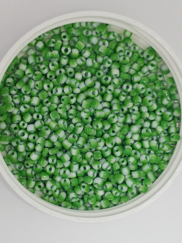 8/0 CHINESE GLASS SEED BEADS - OPAQUE - GREEN/WHITE