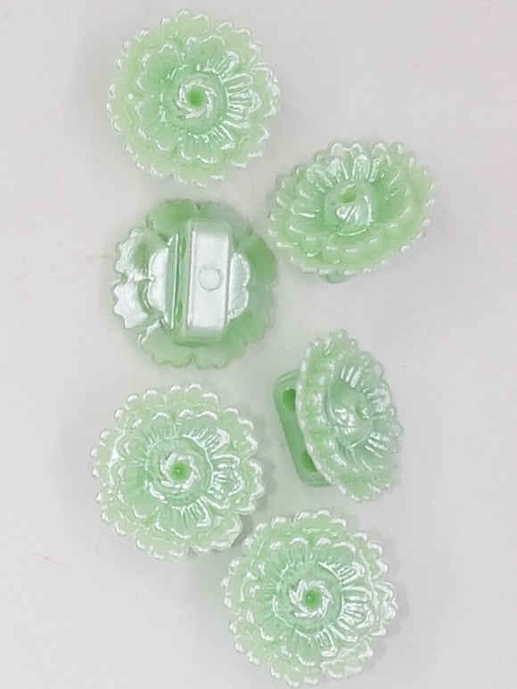 BUTTONS - 13MM FLOWER BUTTON - PEARL PALE GREEN