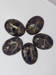 CABOCHONS 30x22x6MM OVAL NATURAL AMETHYST