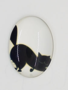 CABOCHON - 30 X 22MM GLASS H/MADE OVAL - BLACK CAT 1