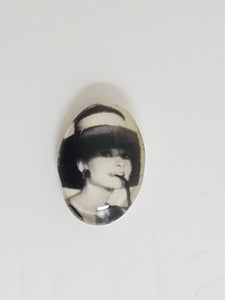 CABOCHON - 18 X 13MM GLASS OVAL - AUDREY 1