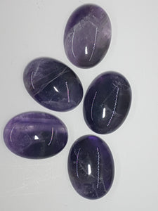 CABOCHONS 30 x 22MM OVAL NATURAL AMETHYST