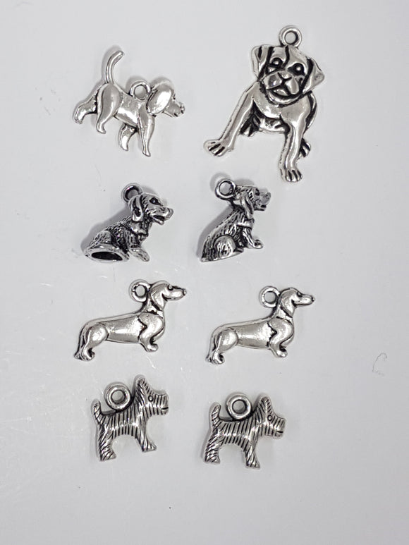 CHARMS - DOGS - 15-20MM - ANTIQUE SILVER COLOUR