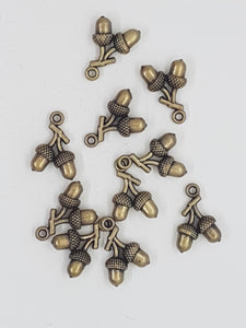 CHARMS - ACORNS - ANT. BRONZE COLOUR