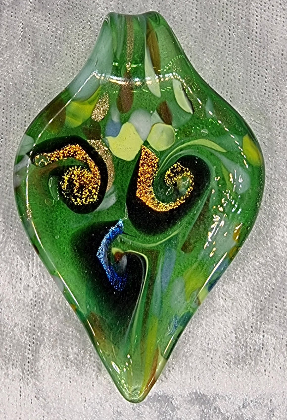 PENDANT - LEAVES - 68 X 40MM - GREEN COLOUR