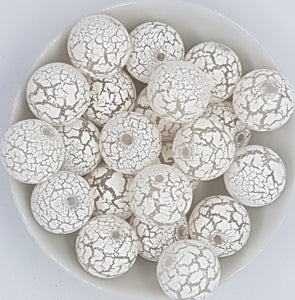 20MM ACRYLIC BEADS - WHITE CRACKLE