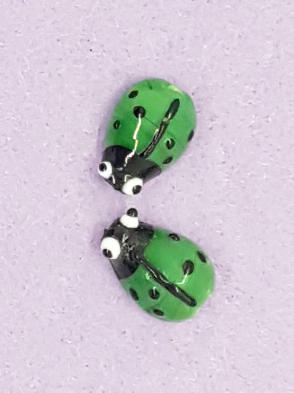 CHARMS - LADY BUG - 15 X 12MM - LAMPWORK - GREEN COLOUR