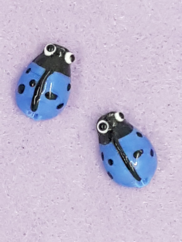 CHARMS - LADY BUG - 15 X 12MM - LAMPWORK - PURPLE/BLUE COLOUR