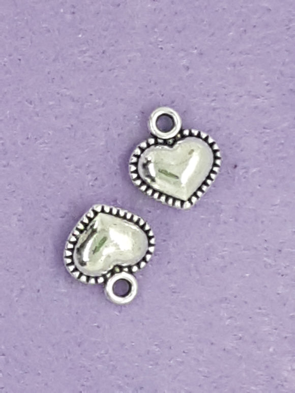 CHARMS - HEARTS - 13 X 11MM ANTIQUE SILVER COLOUR