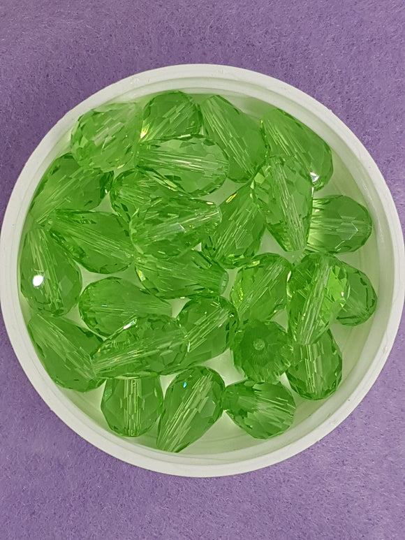 TEARDROPS - 15 X 10MM FACETED GLASS - GREEN
