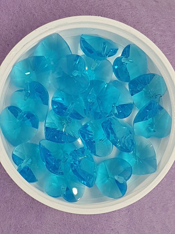HEARTS - 14MM FACETED GLASS - SKY BLUE
