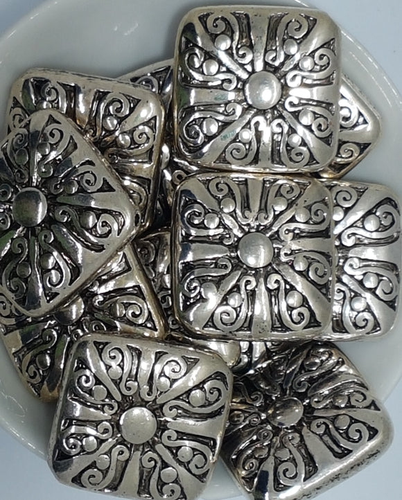 METALISED BEADS - 30MM SQUARE SILVER COLOUR BEADS