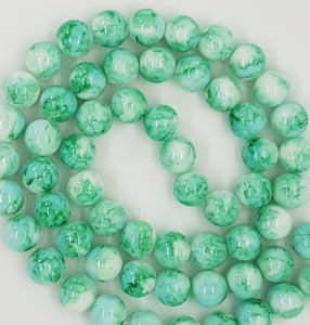14MM GLASS BEADS - 20 PER PACKET - MINT AND WHITE